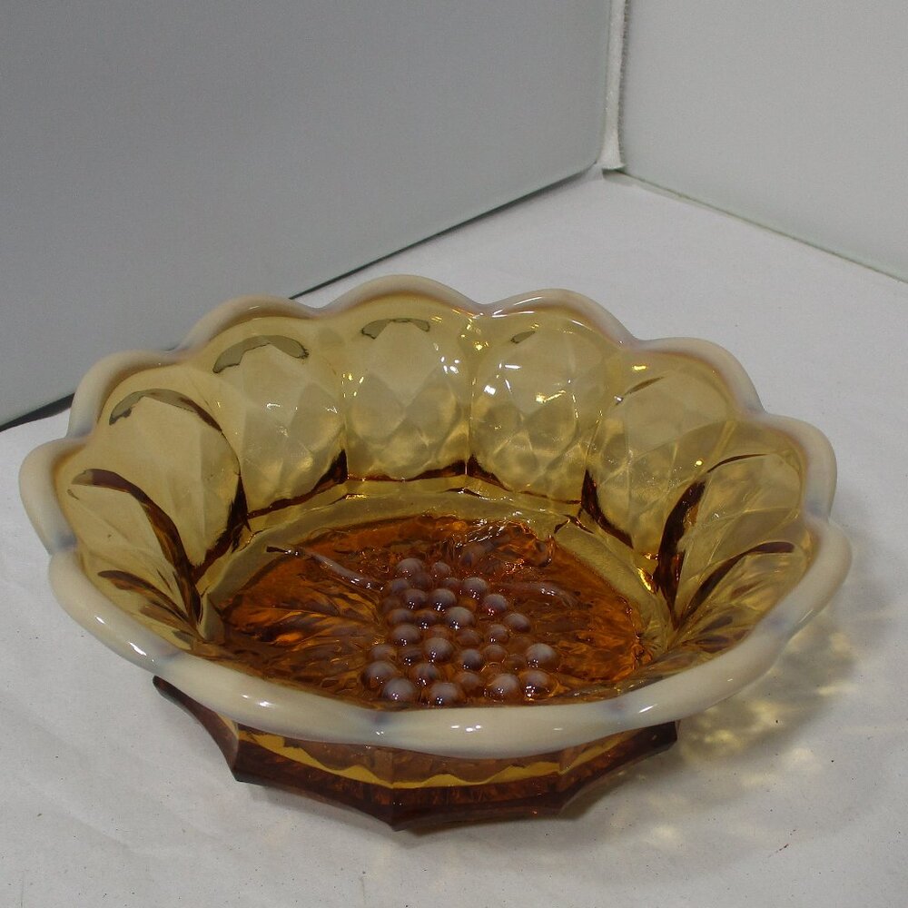 Vintage Fenton Art Glass Amber Opalescent Grape Design Bowl Dish